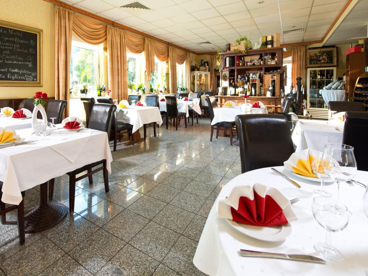 Achat Hotel Monheim Am Rhein Monheim am Rhein Exterior foto